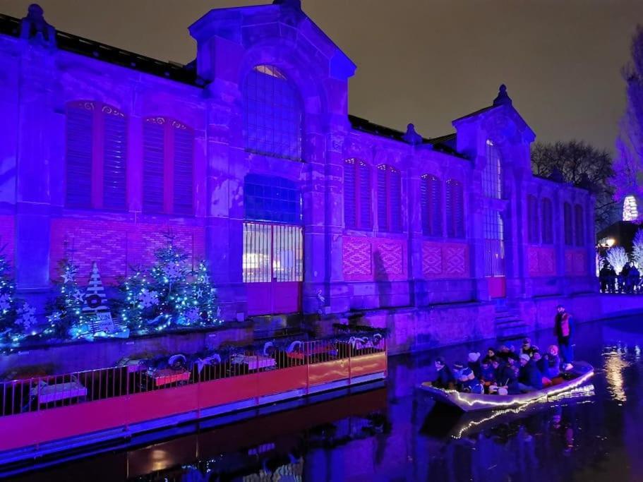 Logement Colmar Centre Avec Parking Exterior foto